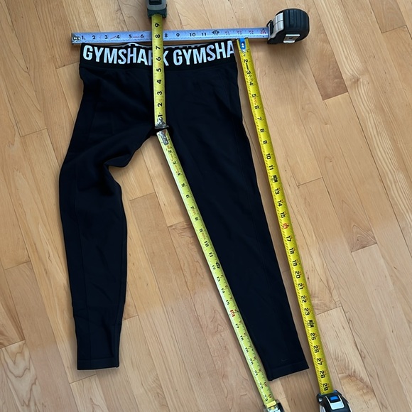🦈 NWOT Black Flex Leggings | Low Rise | Gymshark | 22.5” Inseam | Size Small - Picture 10 of 17